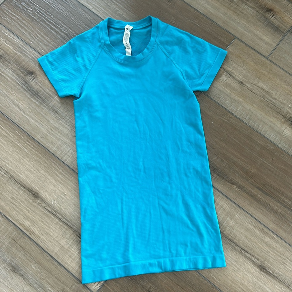 Lululemon swiftly tech size 2